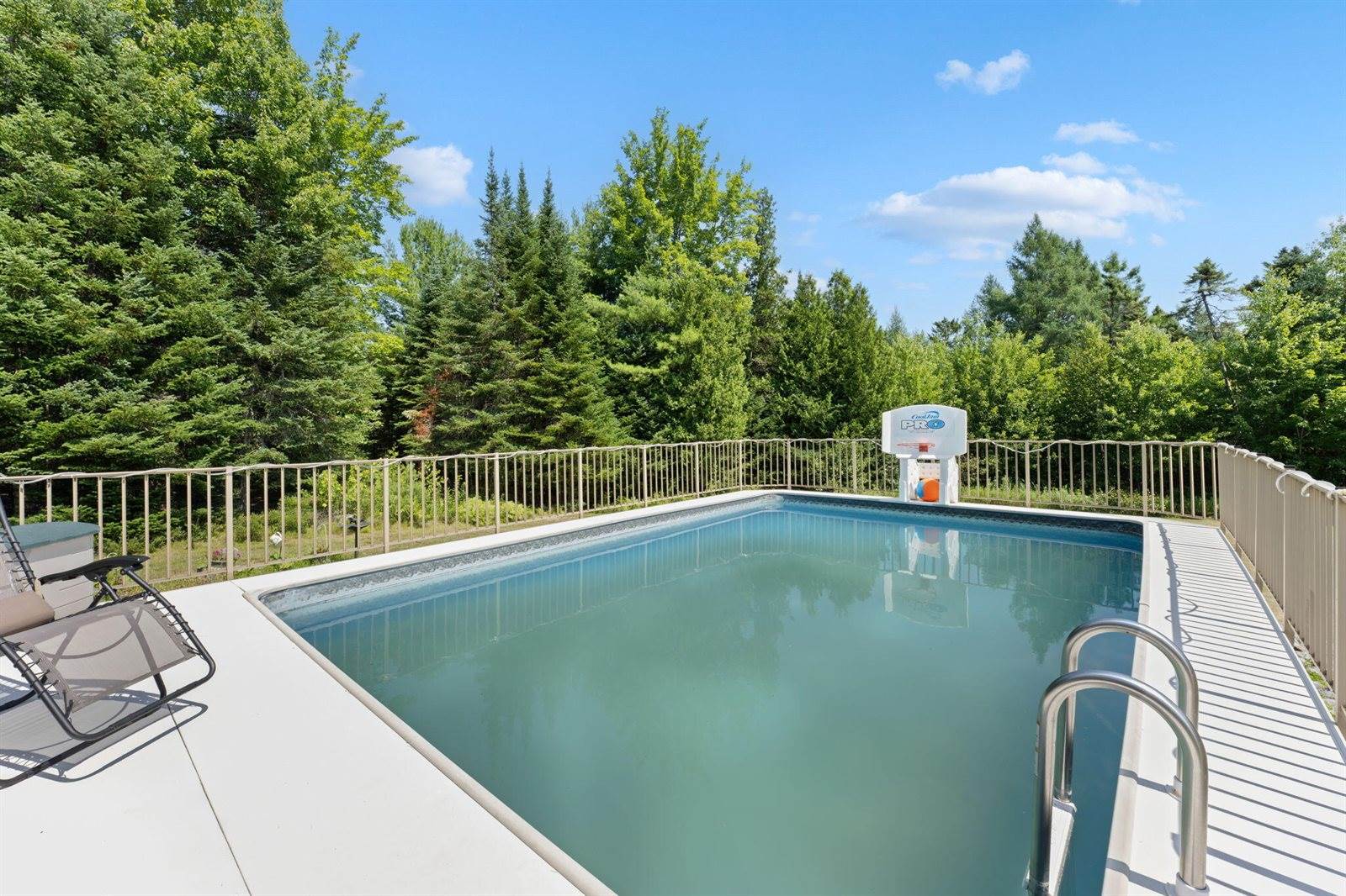 238 Ten Road, Bradley, ME 04411