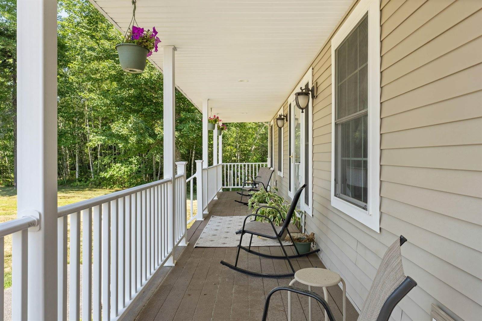 238 Ten Road, Bradley, ME 04411