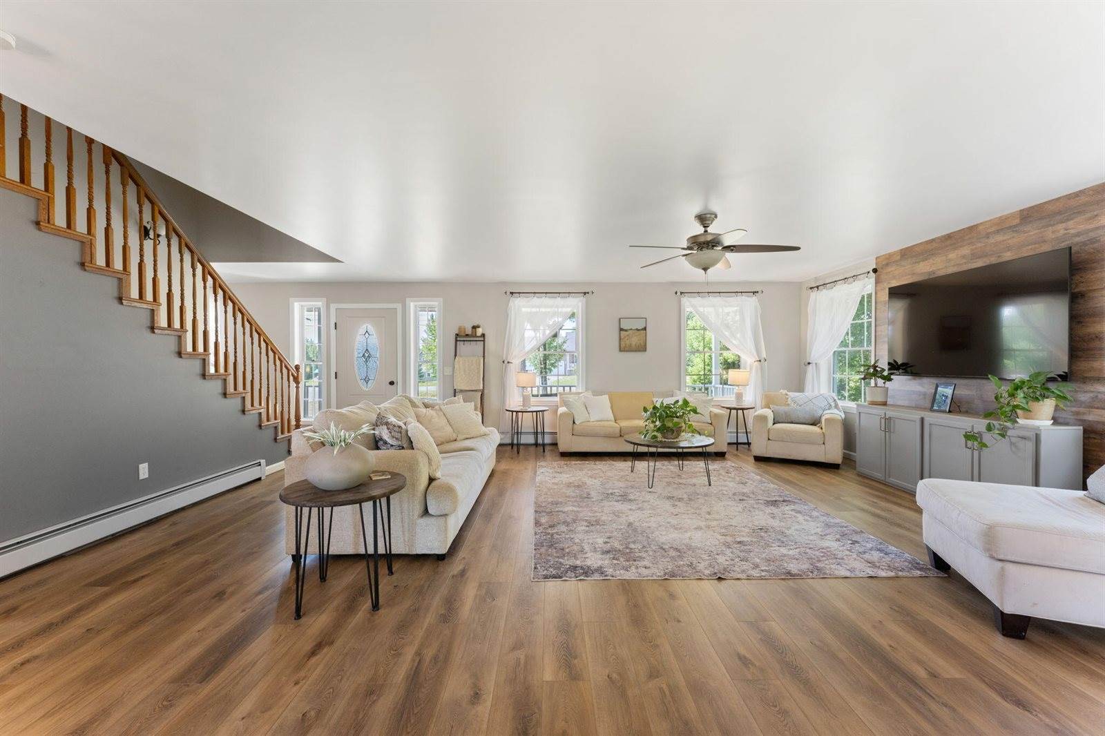 238 Ten Road, Bradley, ME 04411