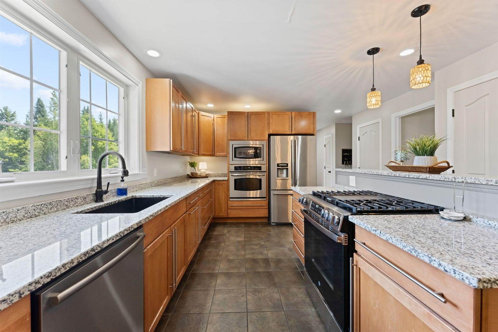 238 Ten Road, Bradley, ME 04411