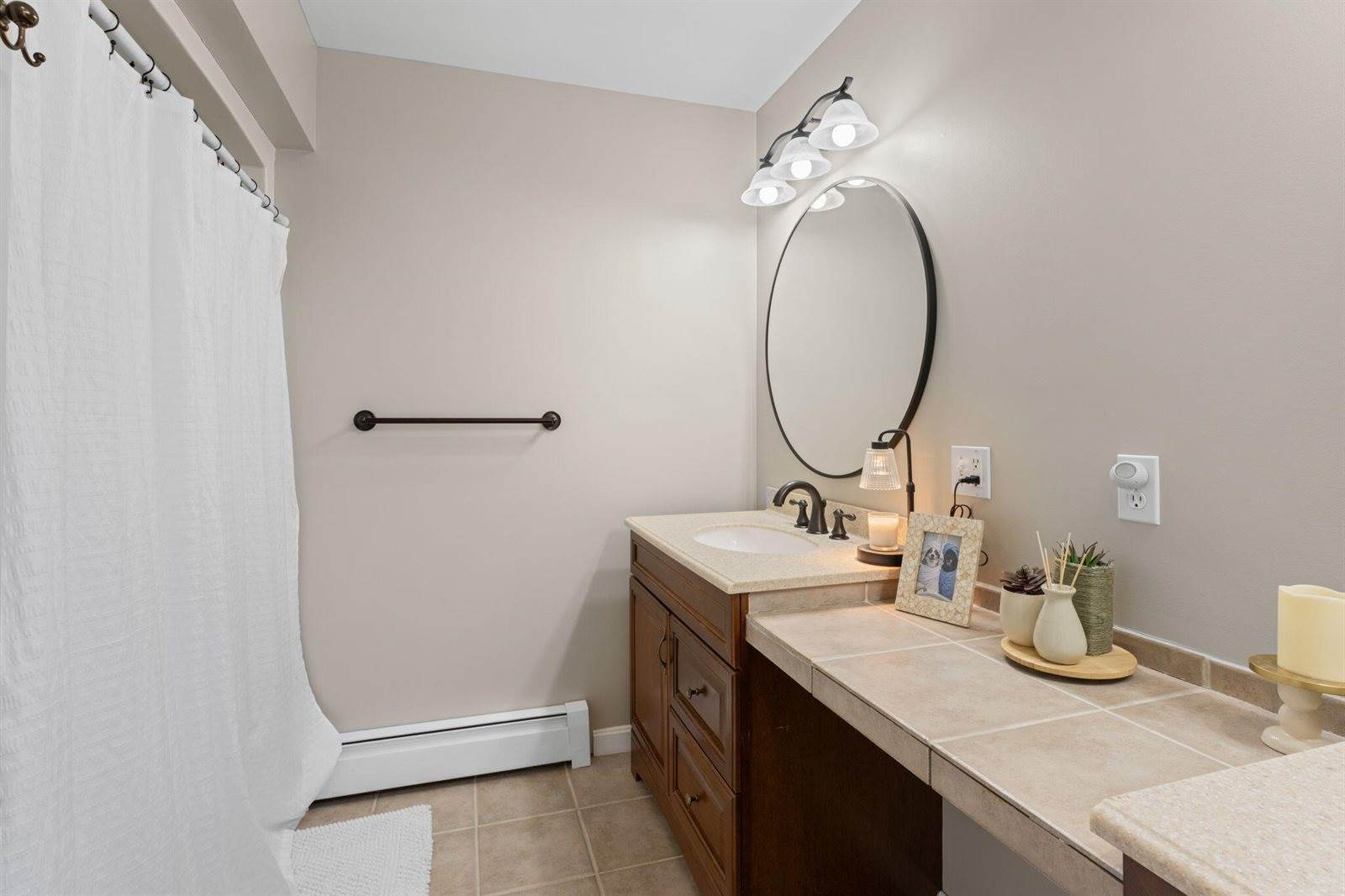 238 Ten Road, Bradley, ME 04411