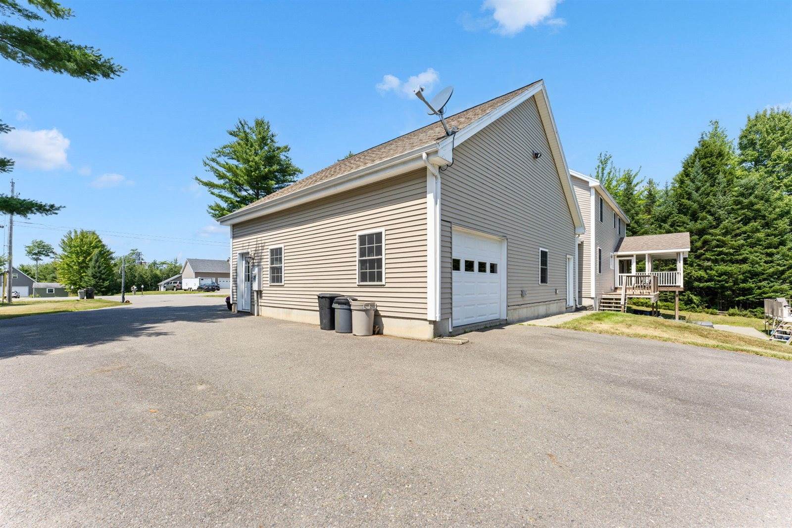 238 Ten Road, Bradley, ME 04411