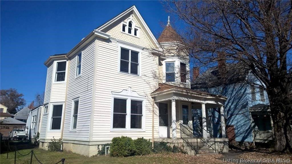 1931 East Spring Street, New Albany, IN 47150