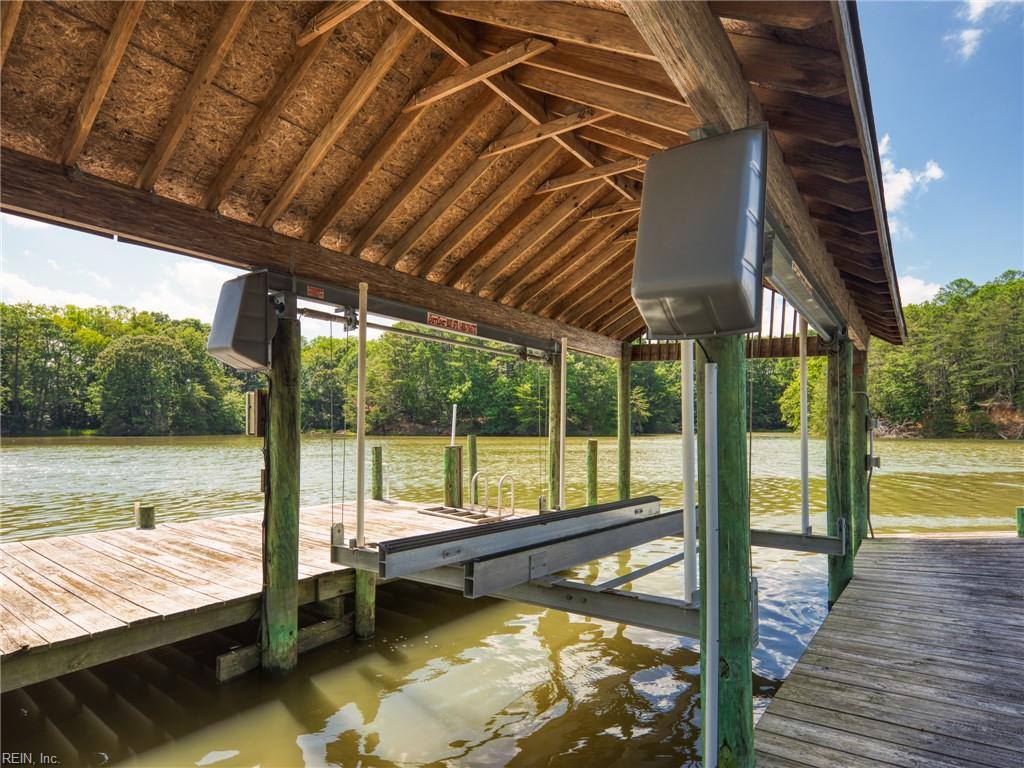 6640 Fields Landing Road, Hayes, VA 23072