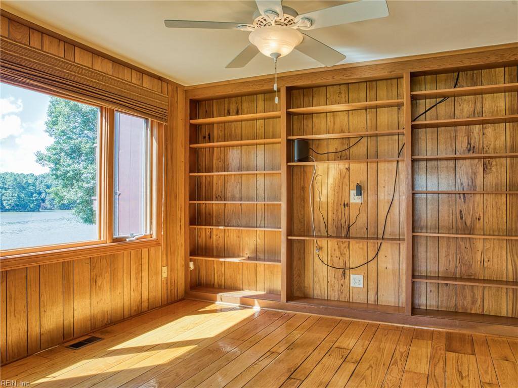 6640 Fields Landing Road, Hayes, VA 23072
