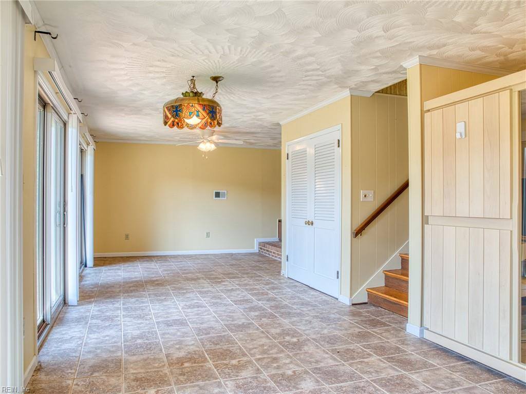 6640 Fields Landing Road, Hayes, VA 23072