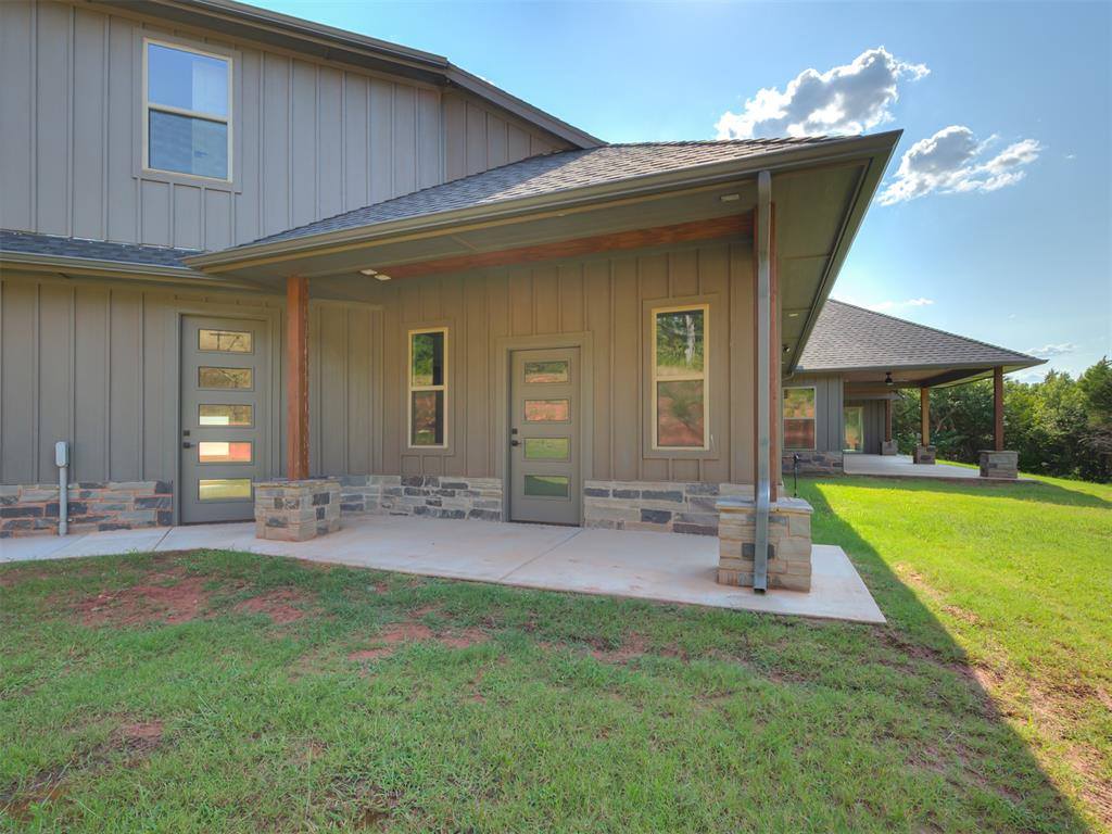 17281 Stone House Road, Luther, OK 73054