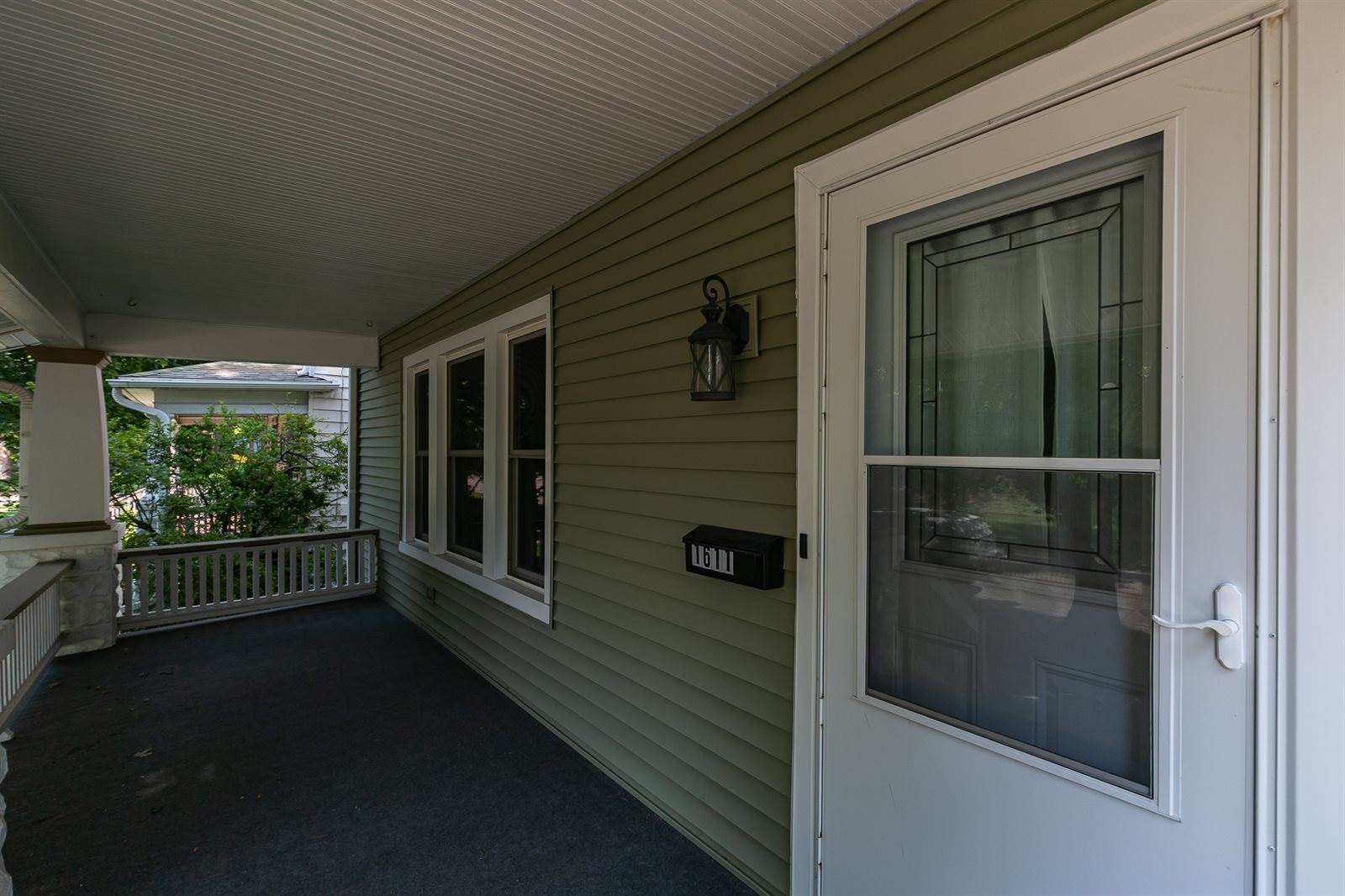 1611 24th Street, Rock Island, IL 61201