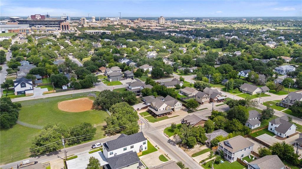 803 Fairview Avenue, College Station, TX 77840