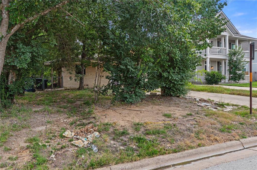 803 Fairview Avenue, College Station, TX 77840