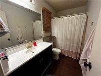 405 Live Oak Street, College Station, TX 77840