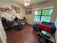 405 Live Oak Street, College Station, TX 77840