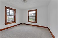 486 7th Street, Struthers, OH 44471