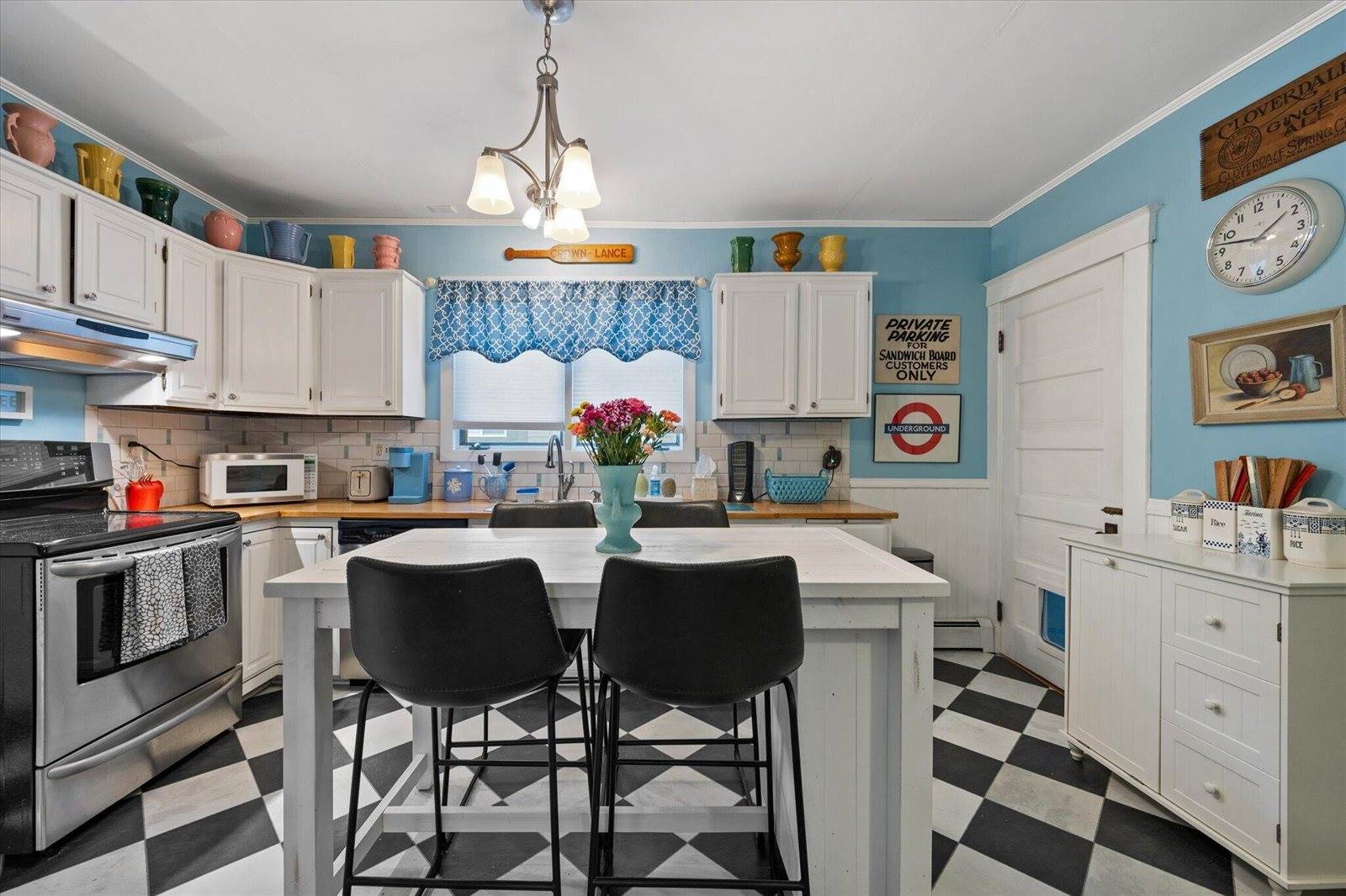 301 French Street, Bangor, ME 04401