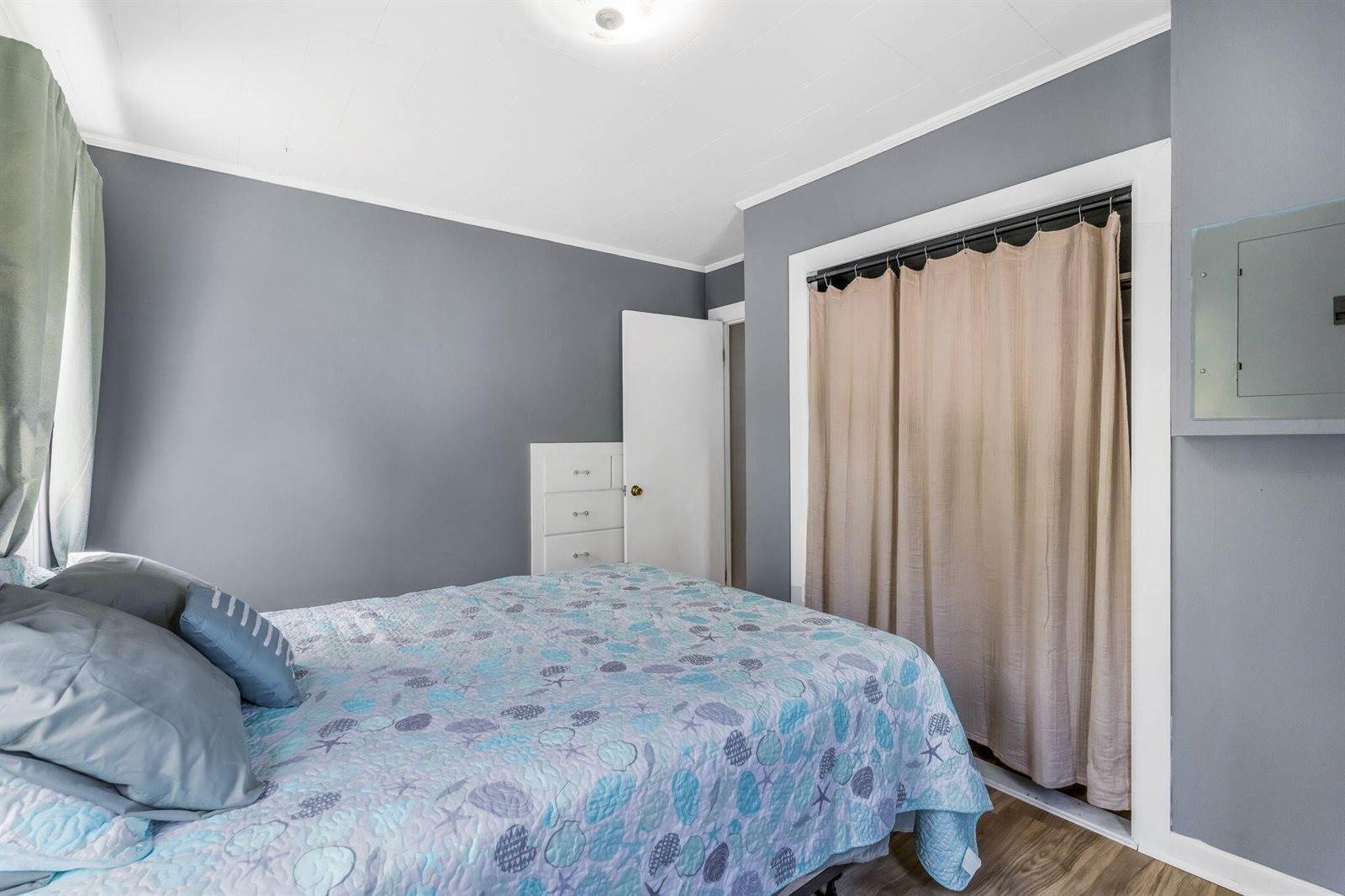 30 Griffin Road, Bangor, ME 04401