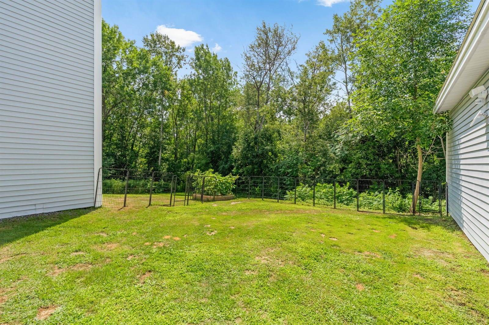 30 Griffin Road, Bangor, ME 04401