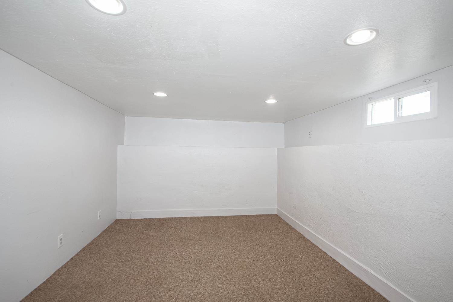 108 South Colorado, Ulysses, KS 67880
