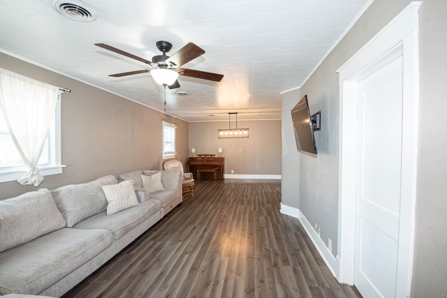 108 South Colorado, Ulysses, KS 67880