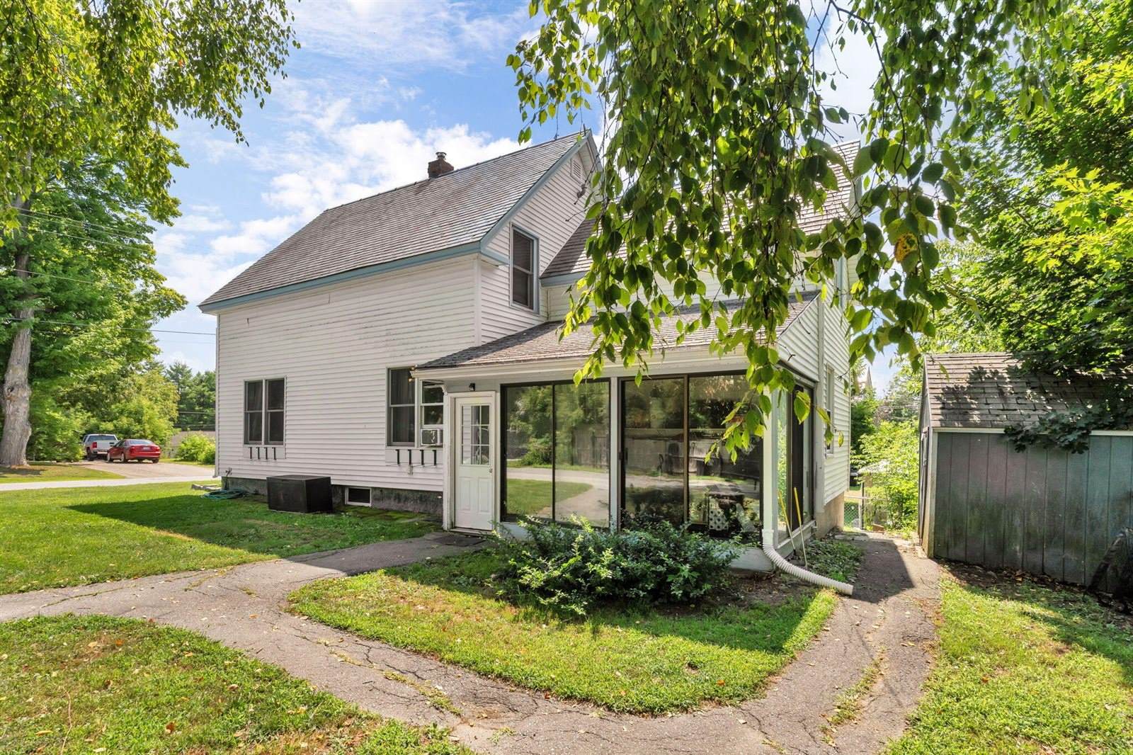 227 Bates Street, Pittsfield, ME 04967