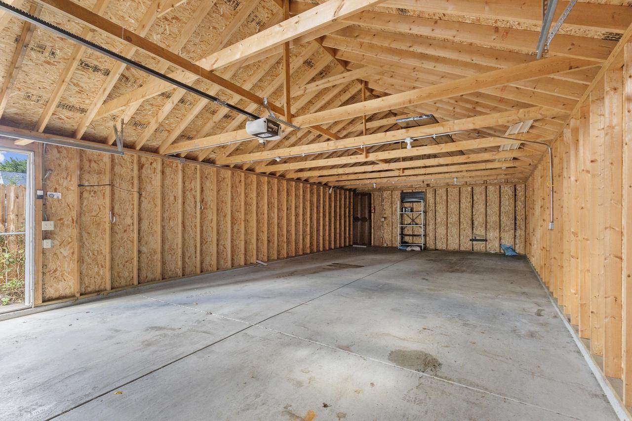 1908 S 28th STREET, Milwaukee, WI 53215