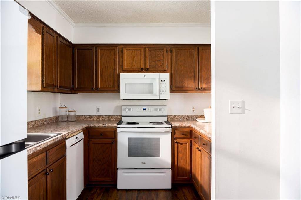 2637 Windy Crossing, Winston-Salem, NC 27127