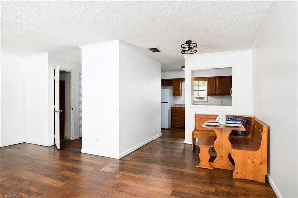 2637 Windy Crossing, Winston-Salem, NC 27127