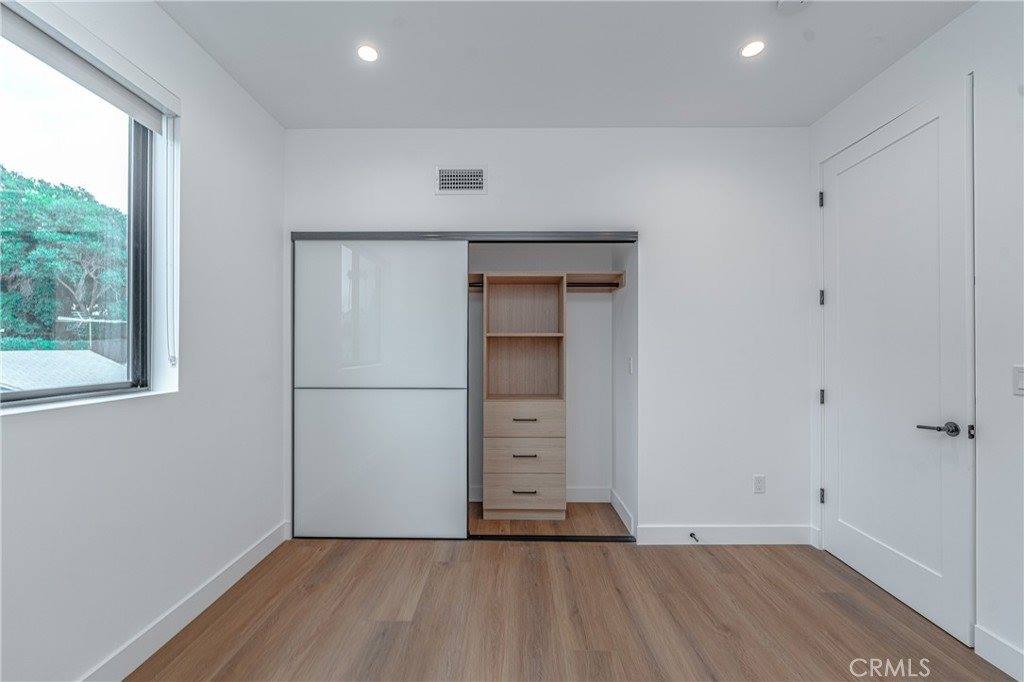 1342 Portia St, Echo Park, CA 90026