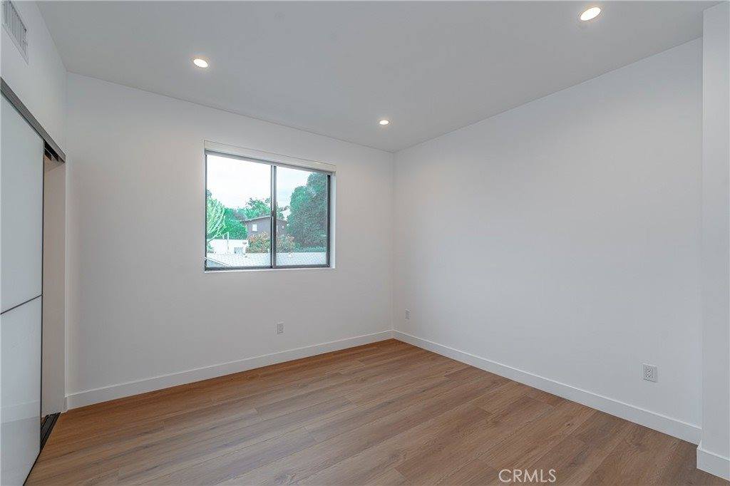 1342 Portia St, Echo Park, CA 90026