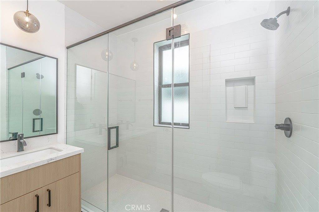 1342 Portia St, Echo Park, CA 90026