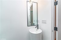 1342 Portia St, Echo Park, CA 90026