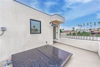 1342 Portia St, Echo Park, CA 90026