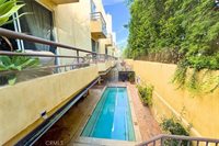 4128 Whitsett, Studio City, CA 91604