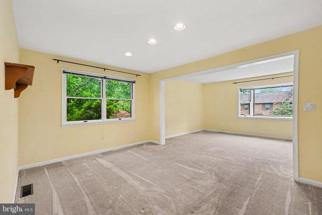 3833 North Sarayo Circle, Harrisburg, PA 17110