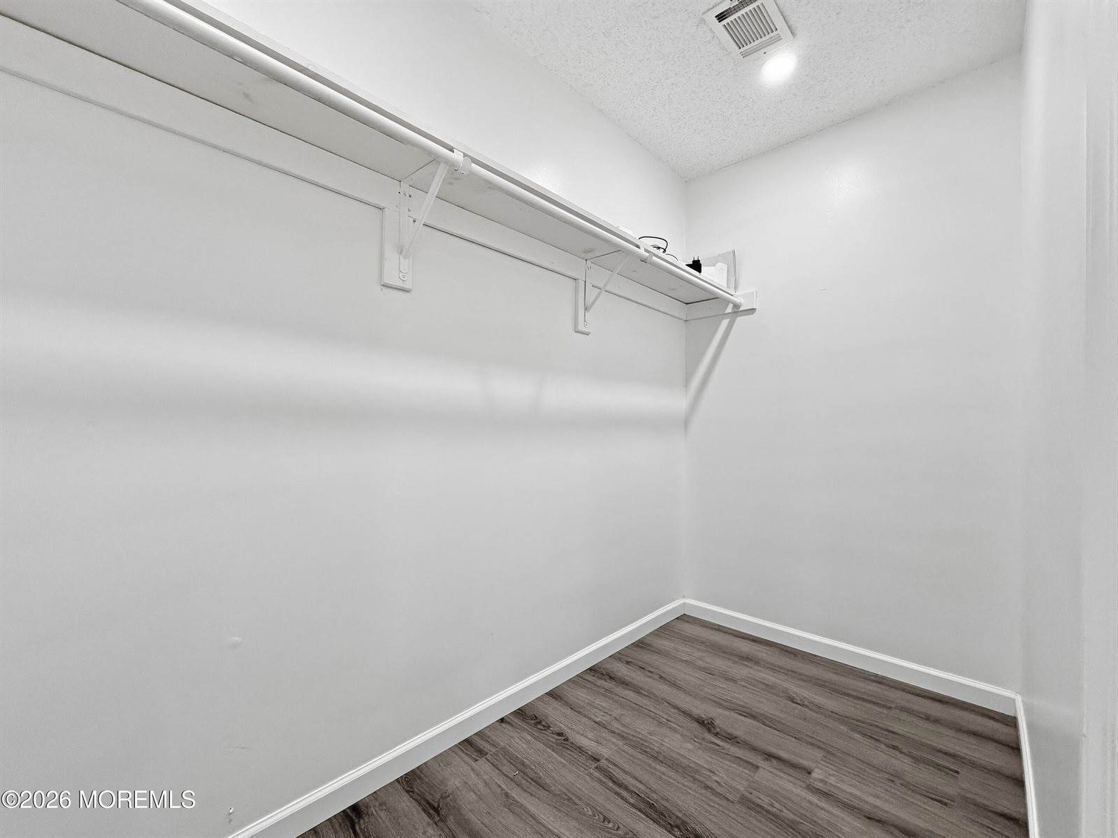 809 Daffodil Drive, Jackson, NJ 08527