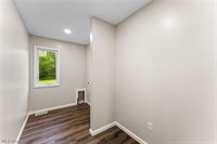 406 South Raccoon Road, Austintown, OH 44515