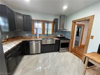 2235 Montclair Avenue, Youngstown, OH 44511