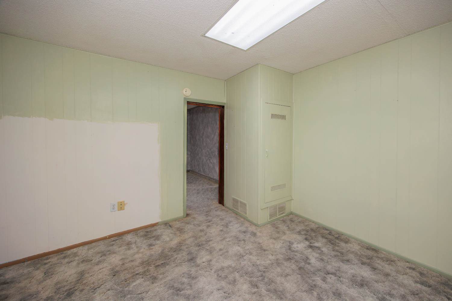 558 Oak Street, Richfield, KS 67953
