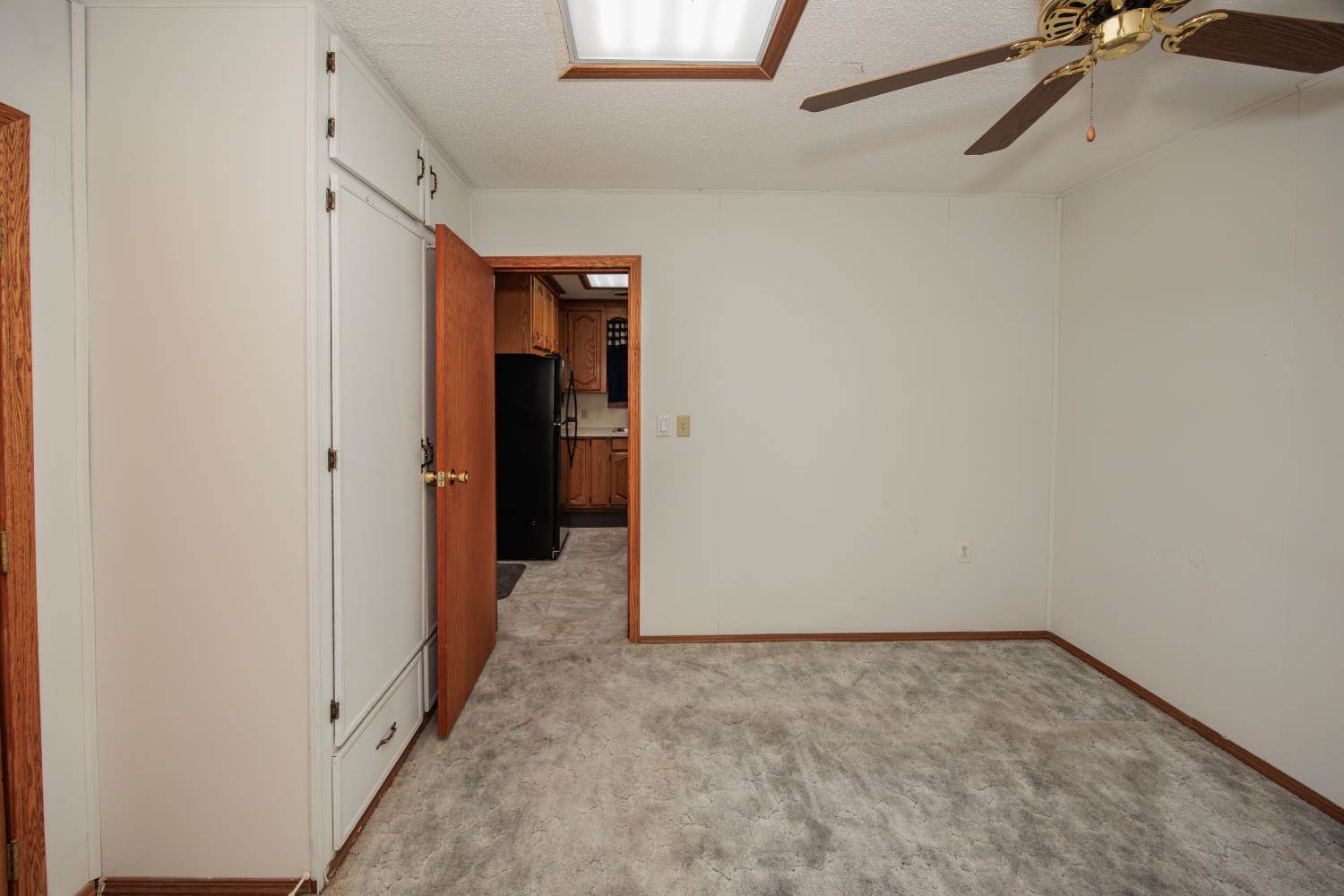 558 Oak Street, Richfield, KS 67953