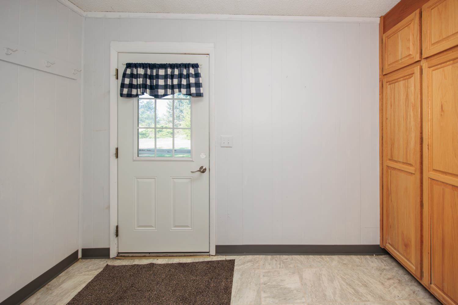 558 Oak Street, Richfield, KS 67953