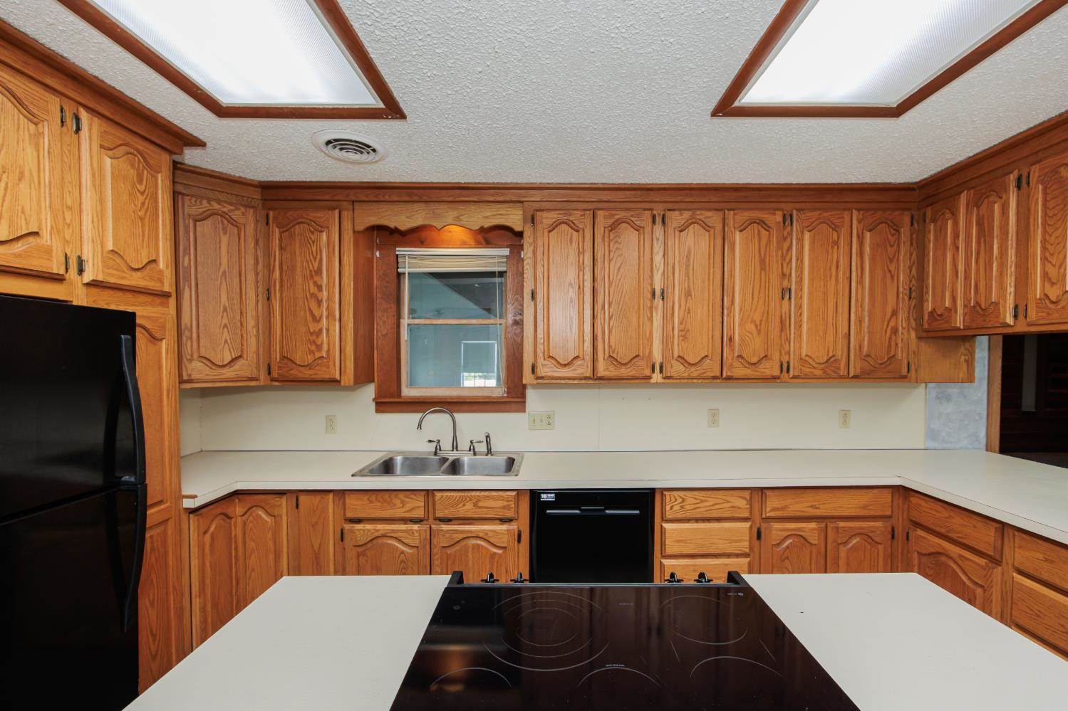 558 Oak Street, Richfield, KS 67953