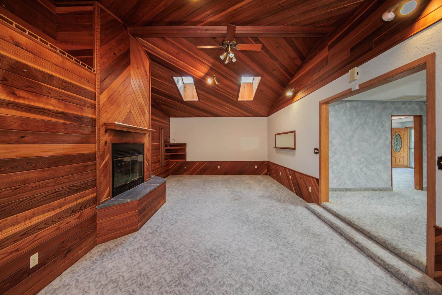 558 Oak Street, Richfield, KS 67953