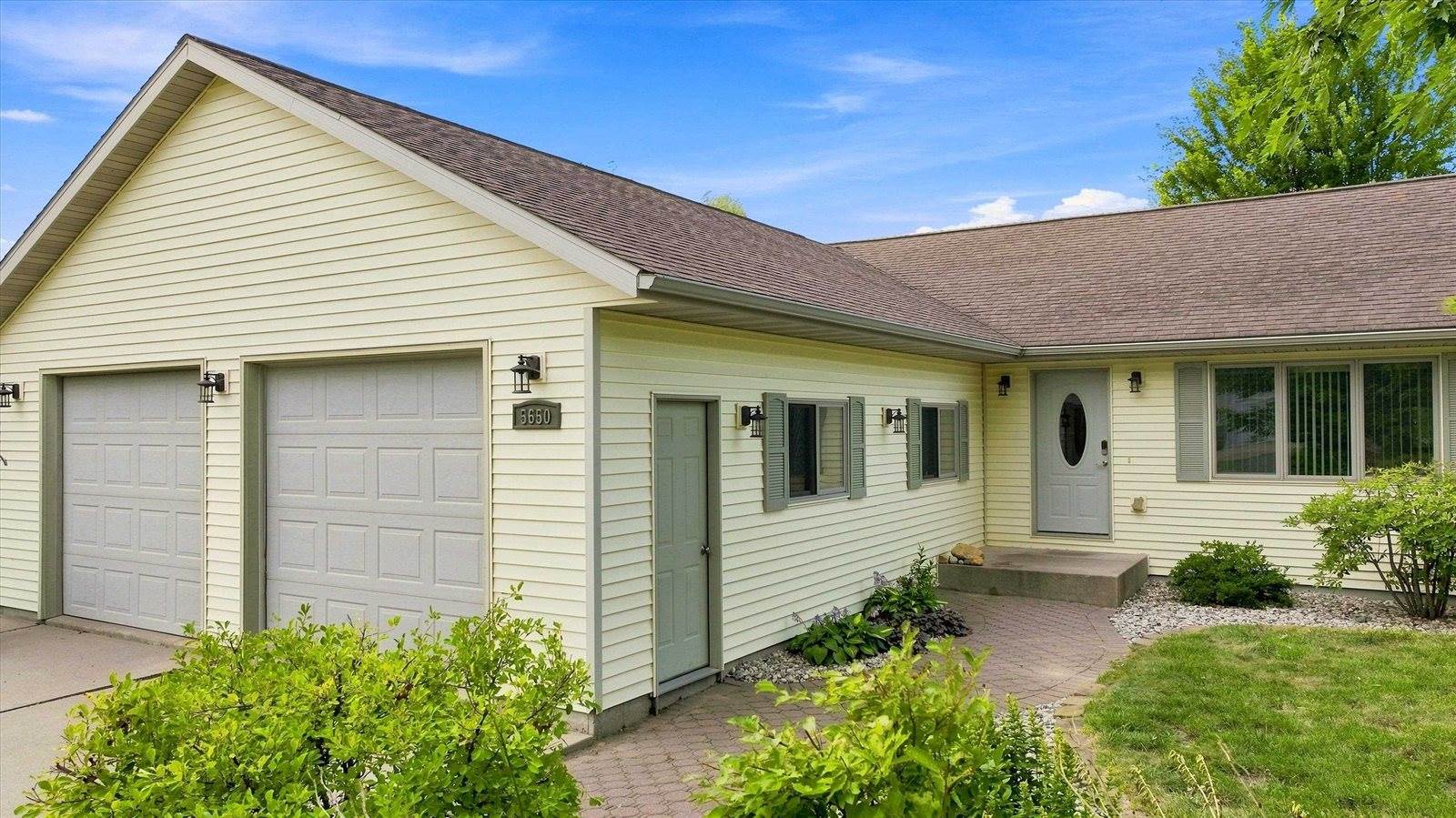 5650 Wildflower Street, Auburndale, WI 54412