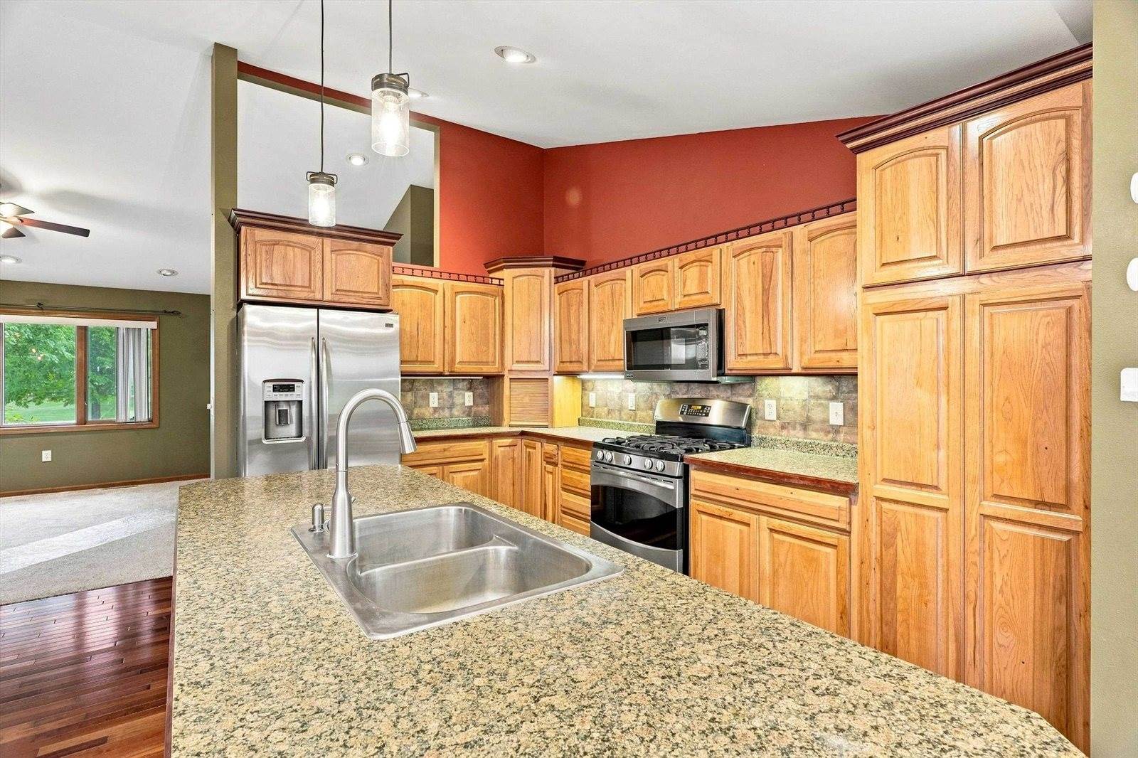 5650 Wildflower Street, Auburndale, WI 54412