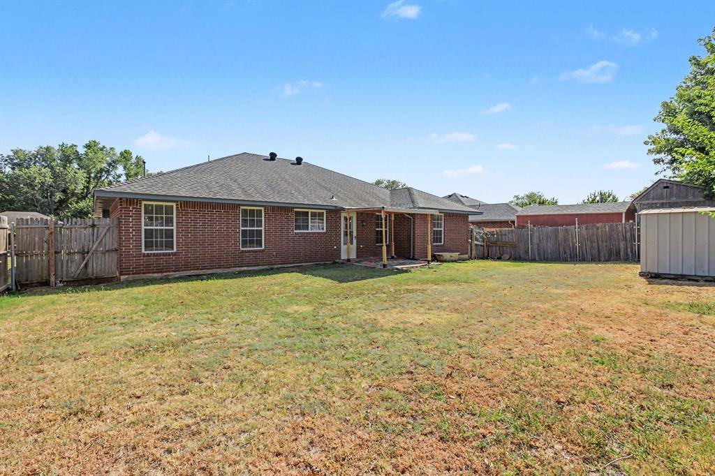 413 Bent Tree Road, Noble, OK 73068