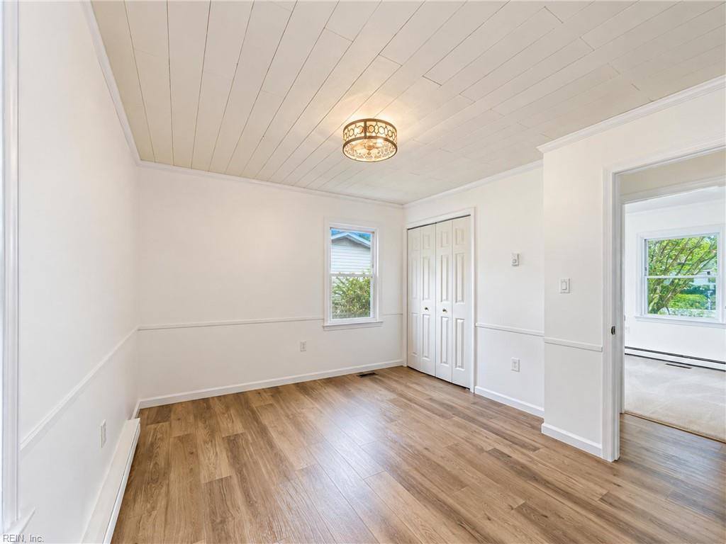 789 Coachpoint Road, Hartfield, VA 23071