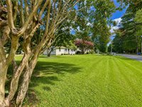 789 Coachpoint Road, Hartfield, VA 23071