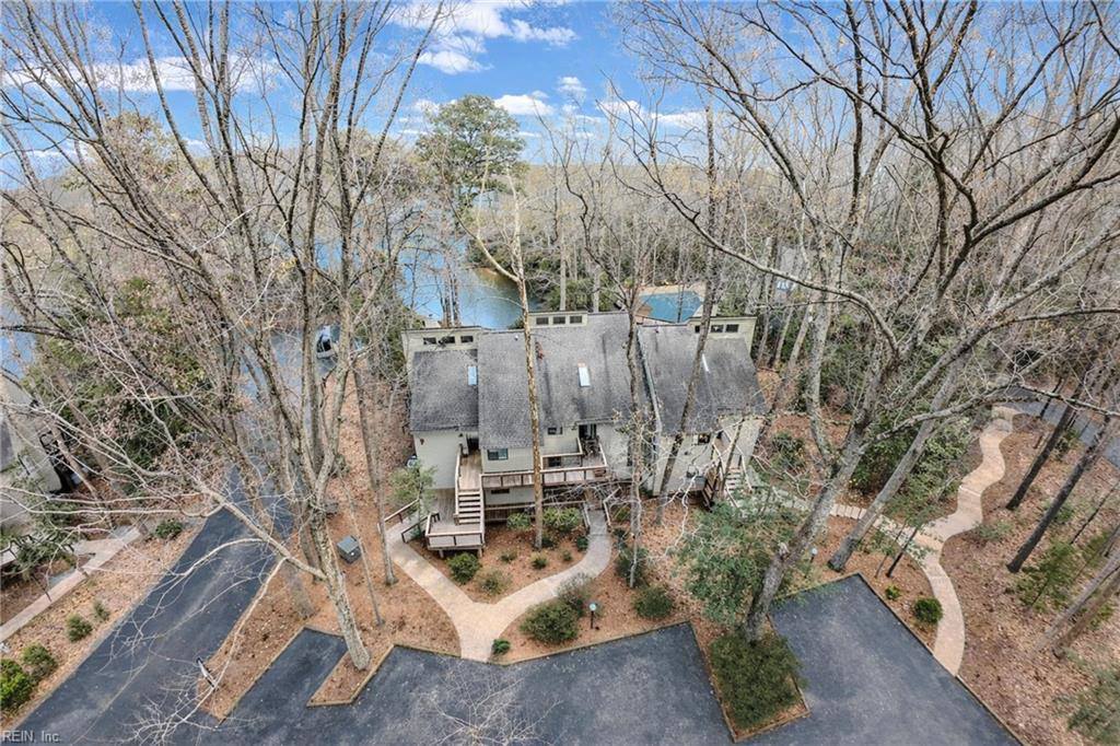 50-E Villa Ridge Drive, Hartfield, VA 23071