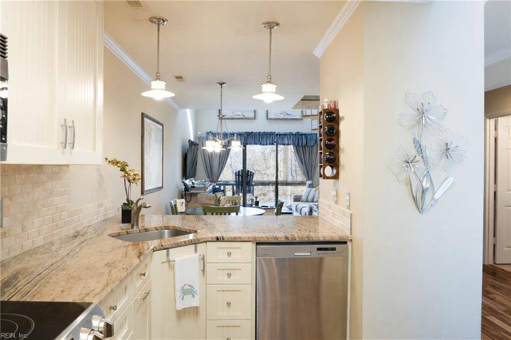 50-E Villa Ridge Drive, Hartfield, VA 23071