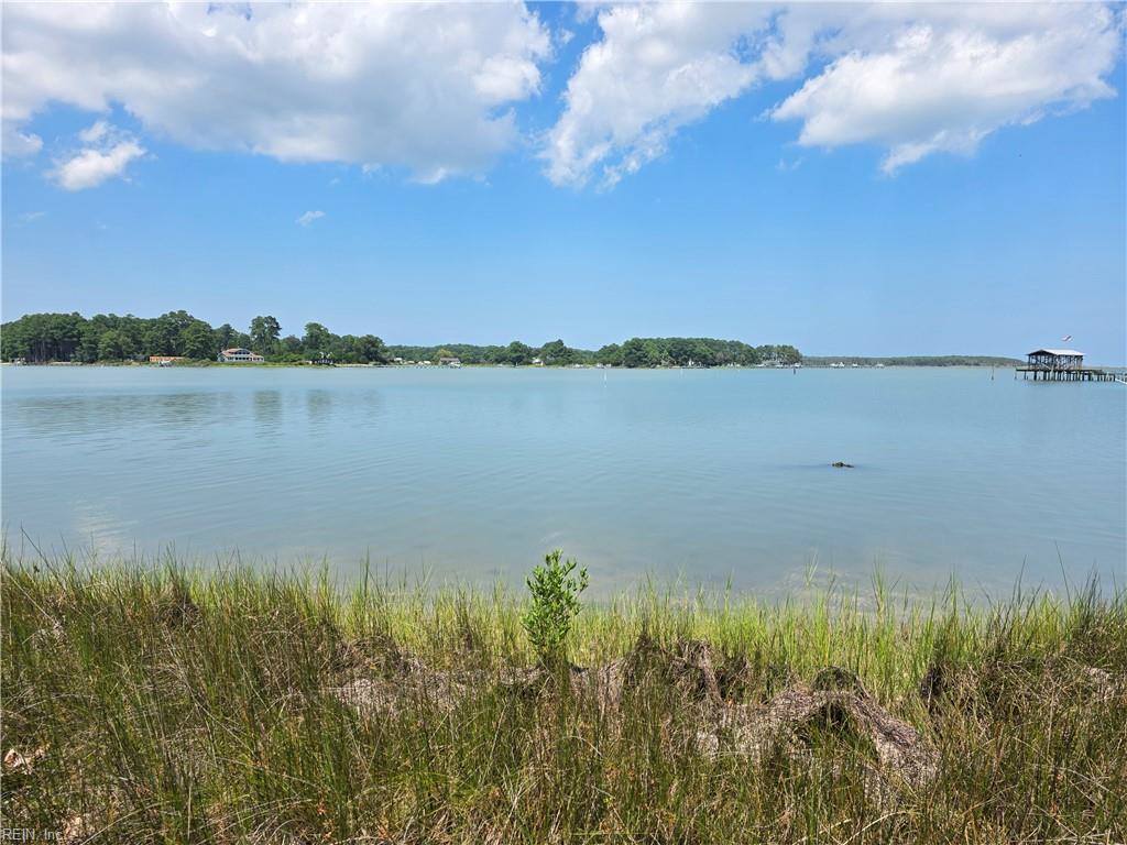 2 acr Horn Harbor Avenue, New Point, VA 23125