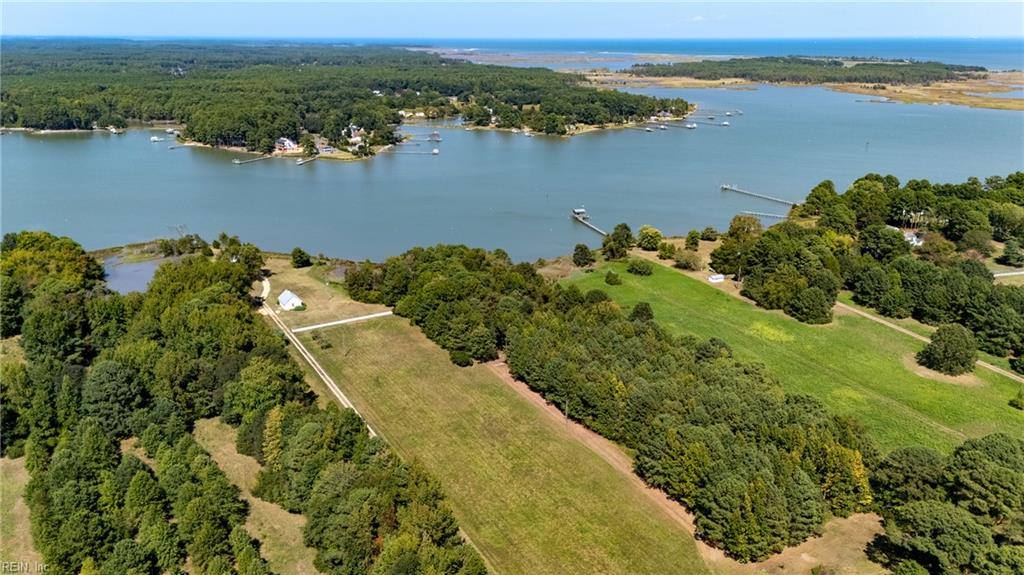 2 acr Horn Harbor Avenue, New Point, VA 23125